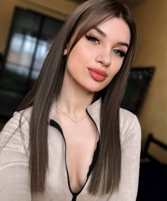 Нюша